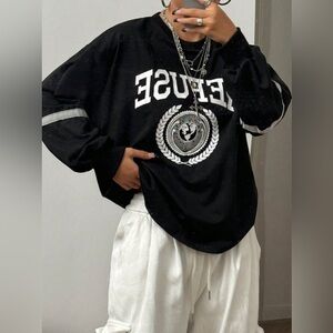 Letter Graphic Round Neck Long Sleeve Sweatshirt 10010012802